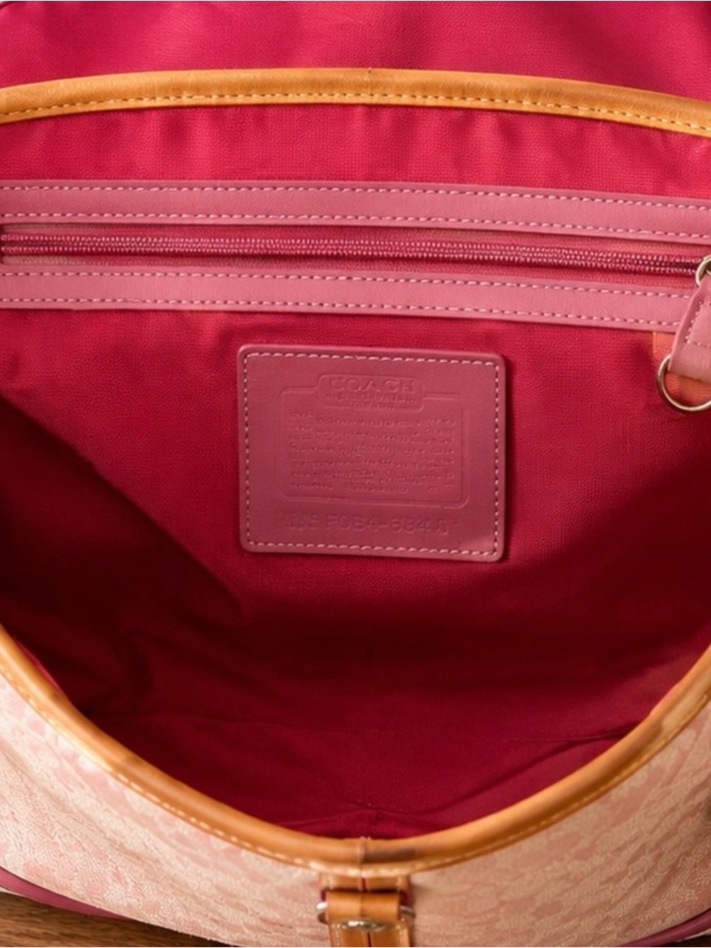Coach Vintage Hampton Soho Scarce Color Pink & White Canvas w/ Tan Leather Trim - Picture 12 of 17